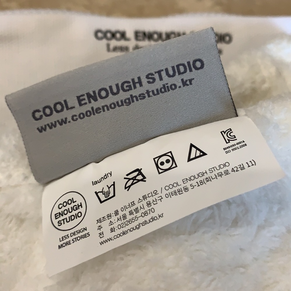 Cool Enough Studio | Bunny Ears Headband & Pouch - Picture 5 of 10